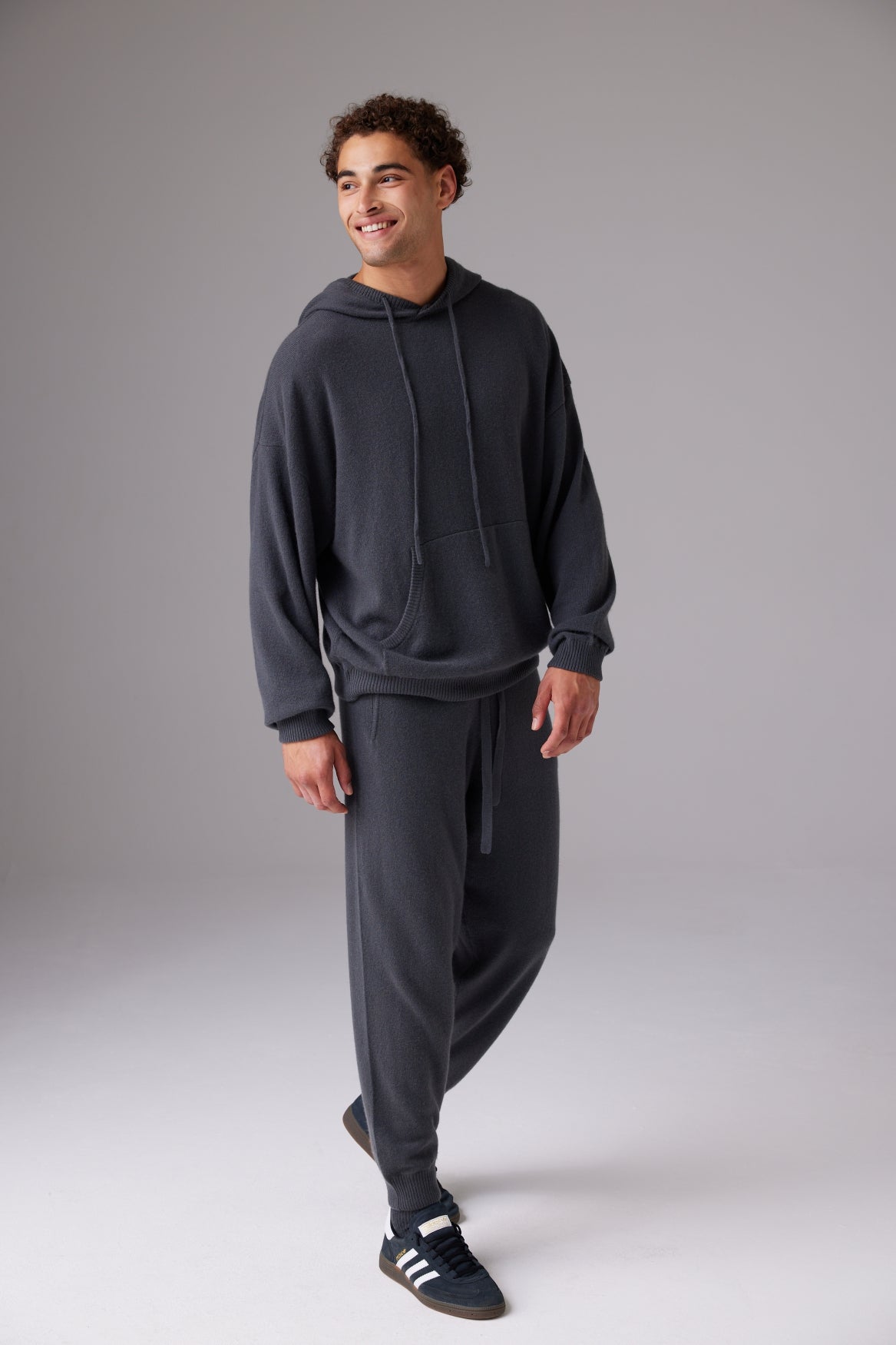 TOHO JOGGERS