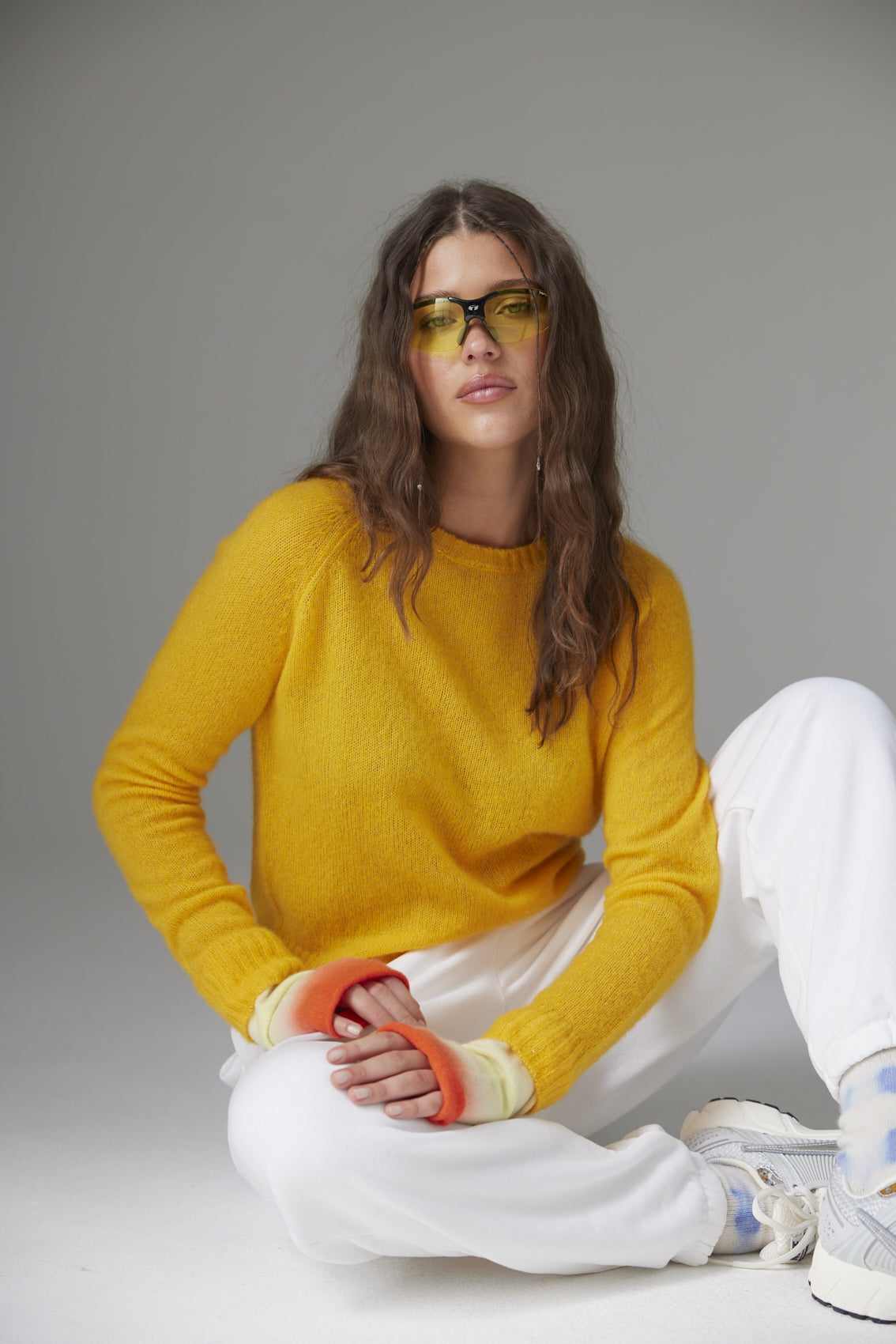 AMARA POPPY SWEATSHIRT