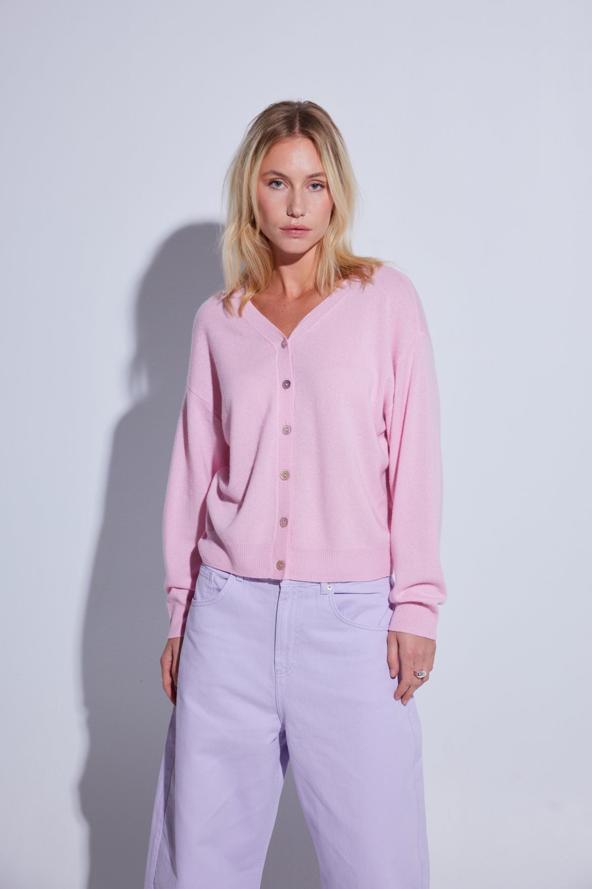 LAYBACK LUXE BUTTON 