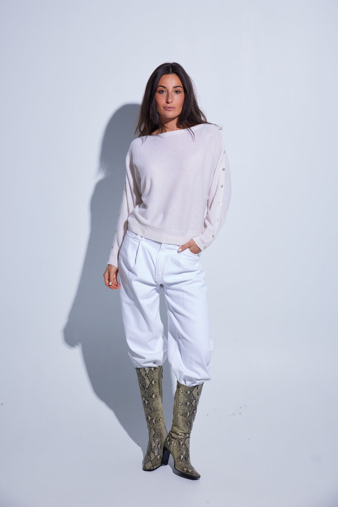 BLUEBIRD BUTTON BOAT NECK 