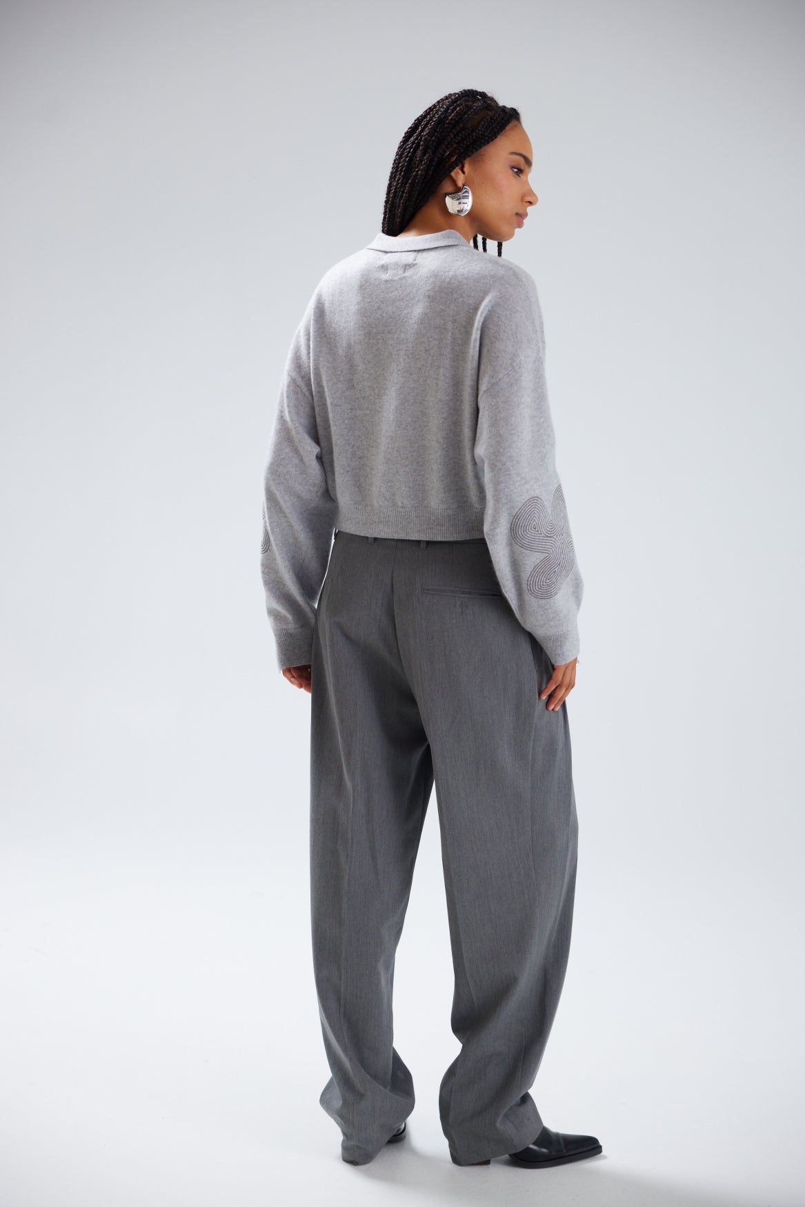 GRACIE FLORAL EMBROIDERY CARDIGAN 