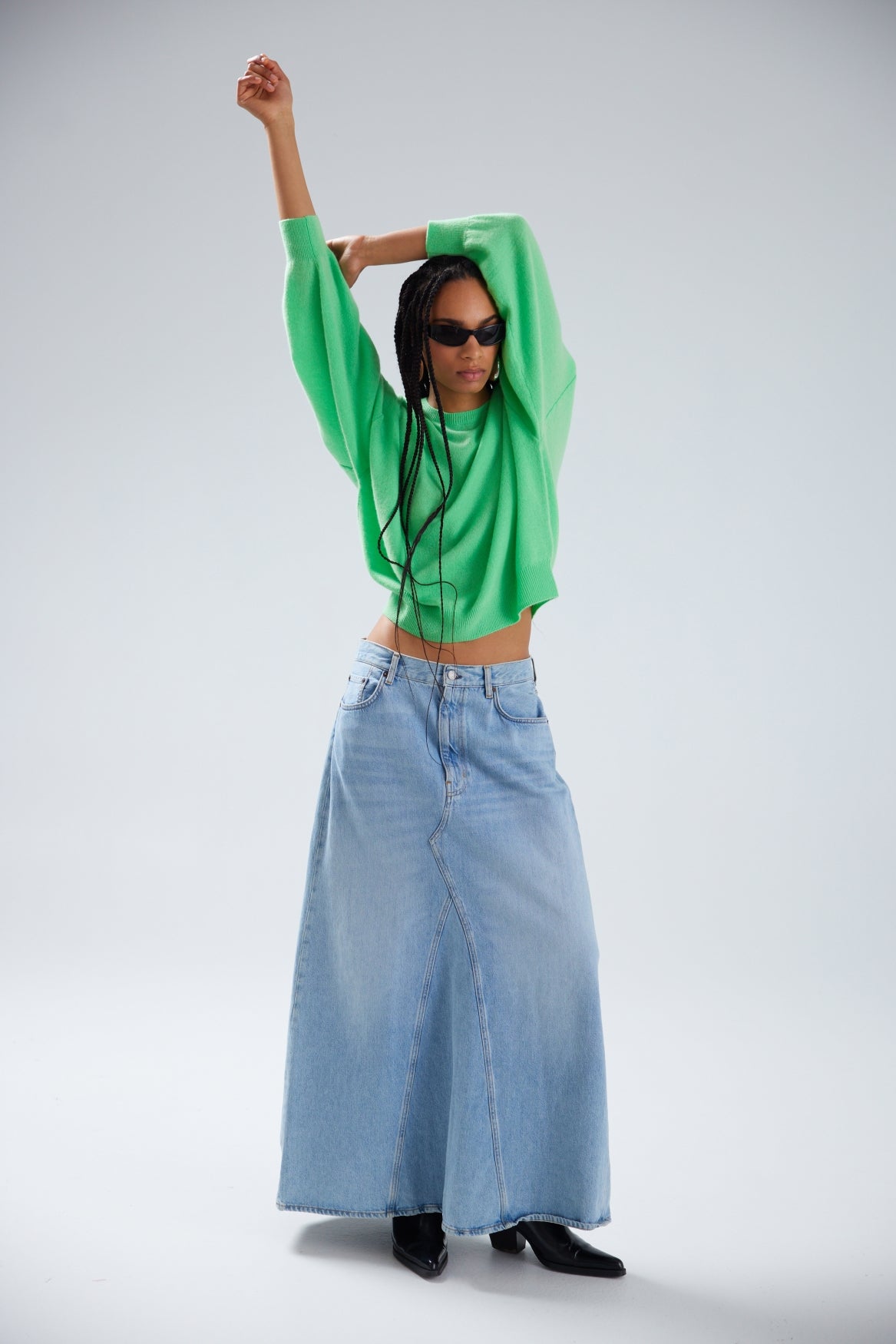 MILEY BOYFRIEND CREW 