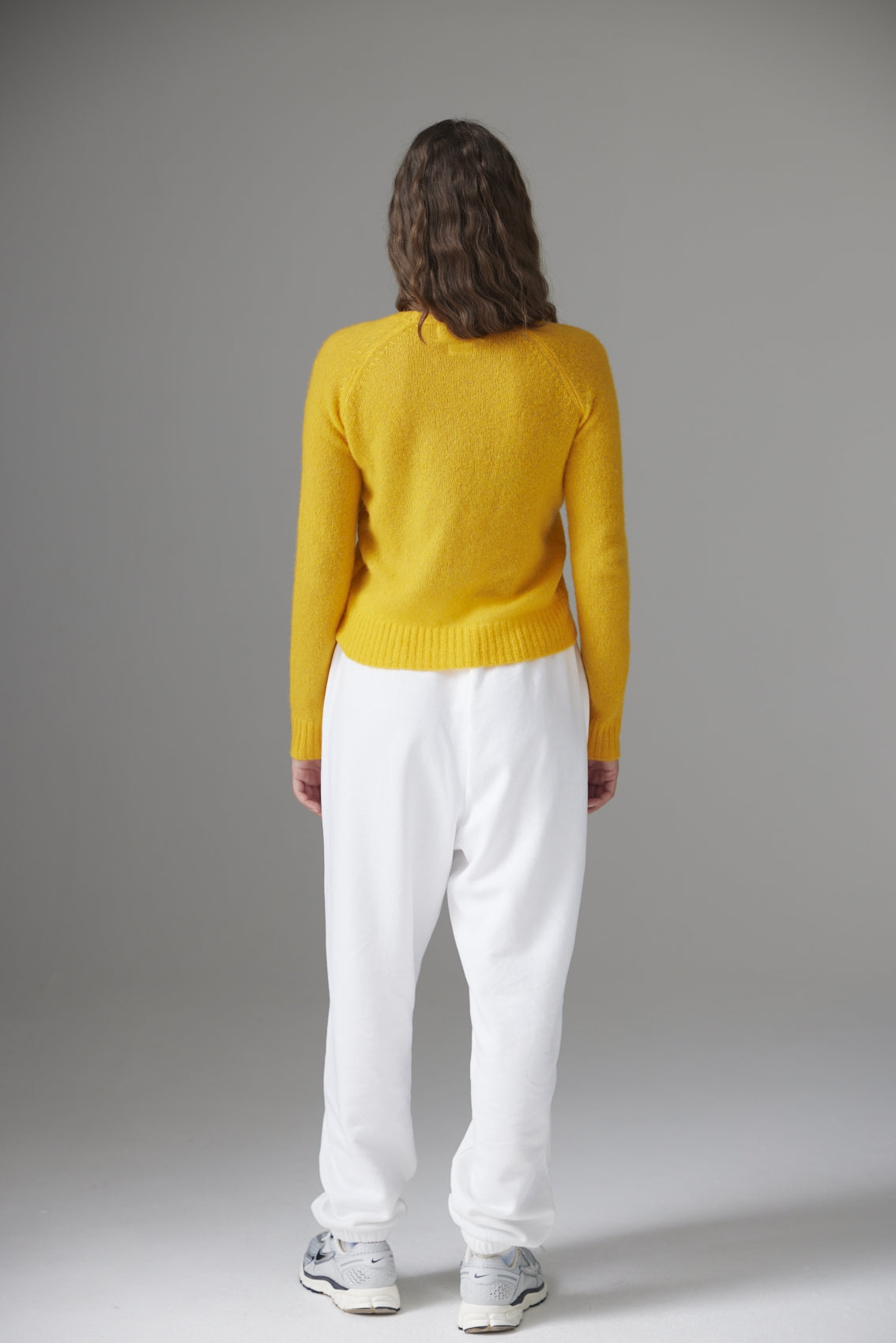 AMARA POPPY SWEATSHIRT 